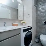 3-bedroom 2-bathroom Duplex With Elevator Estambul