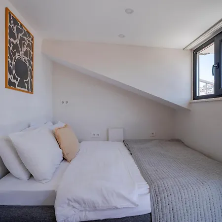 3-bedroom 2-bathroom Duplex With Elevator イスタンブール