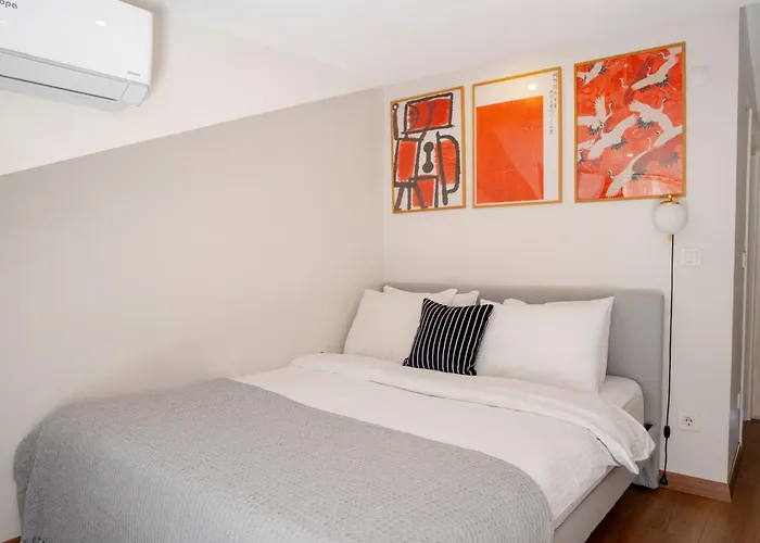 アパート 3-bedroom 2-bathroom Duplex With Elevator イスタンブール