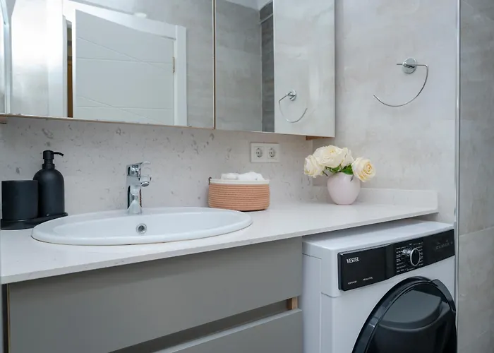 3-bedroom 2-bathroom Duplex With Elevator アパート イスタンブール