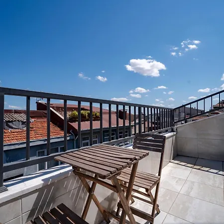 شقة 3-bedroom 2-bathroom Duplex With Elevator اسطنبول